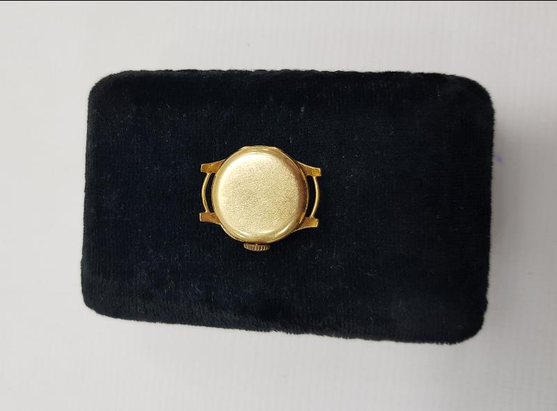 MİNELİ ALTIN KOL SAATİ 