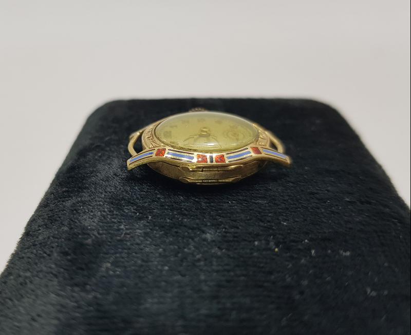 MİNELİ ALTIN KOL SAATİ 