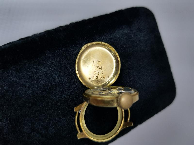 MİNELİ ALTIN KOL SAATİ 