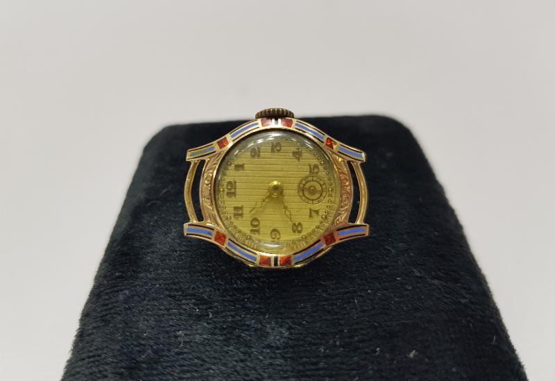 MİNELİ ALTIN KOL SAATİ 