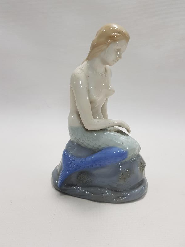 PORSELEN DENİZKIZI BİBLO 