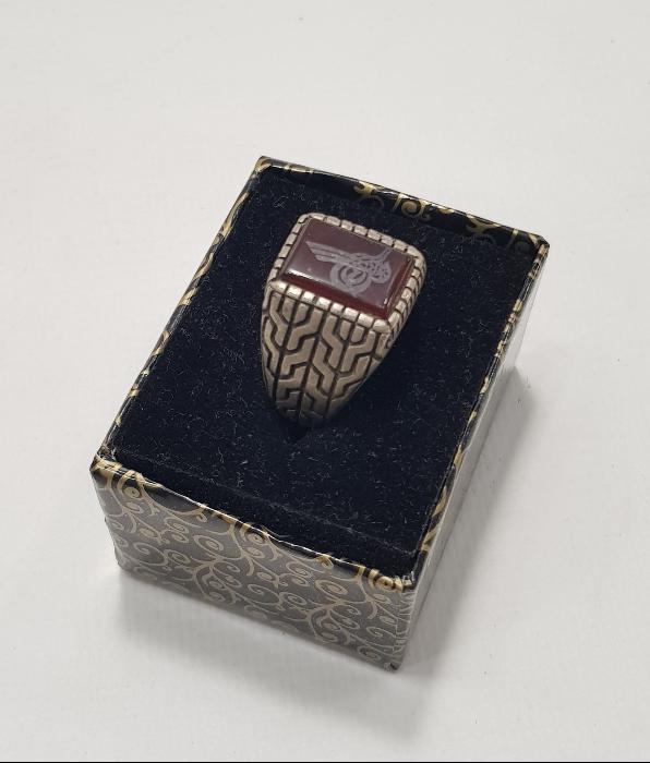 TUĞRALI AKİK TAŞLI GÜMÜŞ ERKEK YÜZÜK 