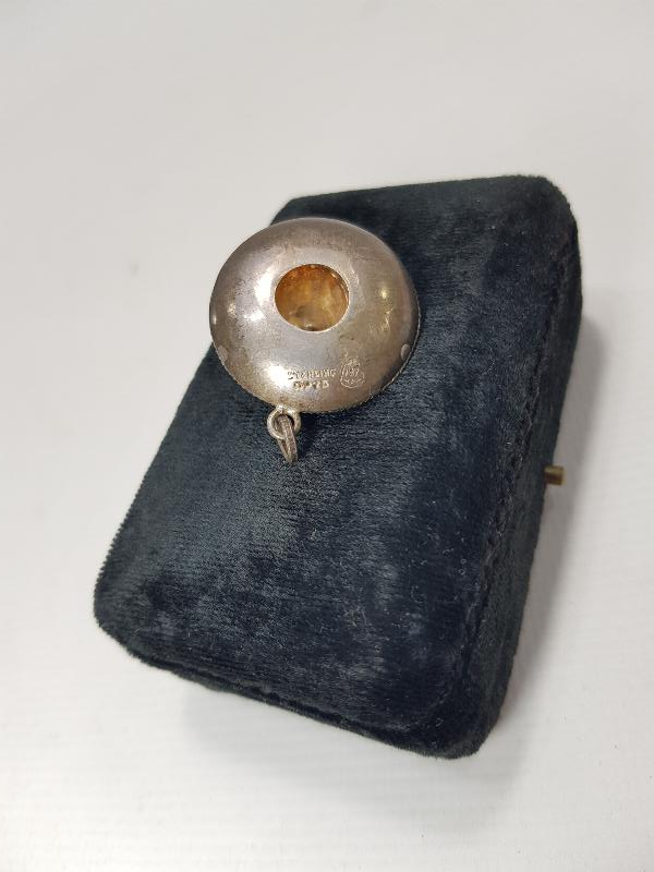 MEKSİKA ŞAPKASI FORMUNDA GÜMÜŞ KOLYE UCU 