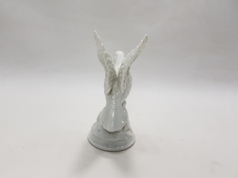 PORSELEN GÜVERCİN BİBLOSU 