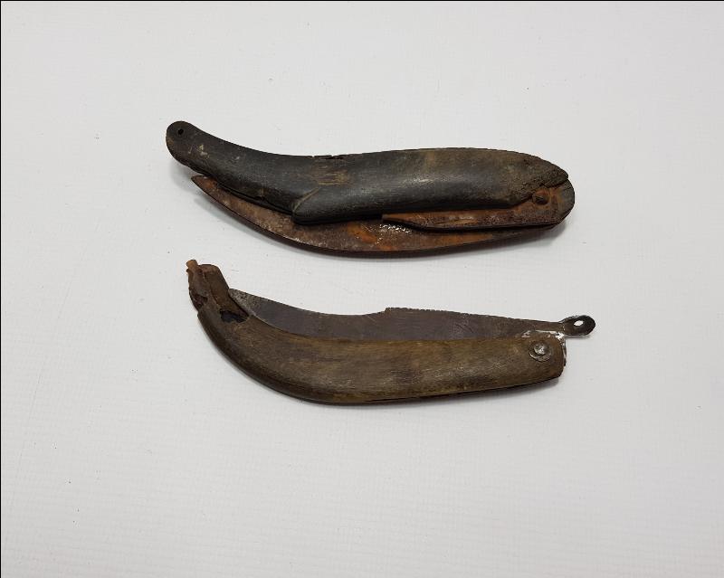 İKİ ADET ANTİKA BAĞ BIÇAĞI 