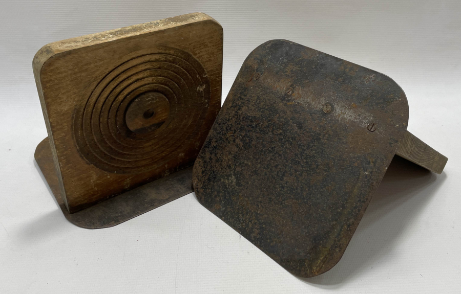 OSMANLI DÖNEMİ AHŞAPTAN MAMUL ÇİFT KİTAP DAYANAĞI