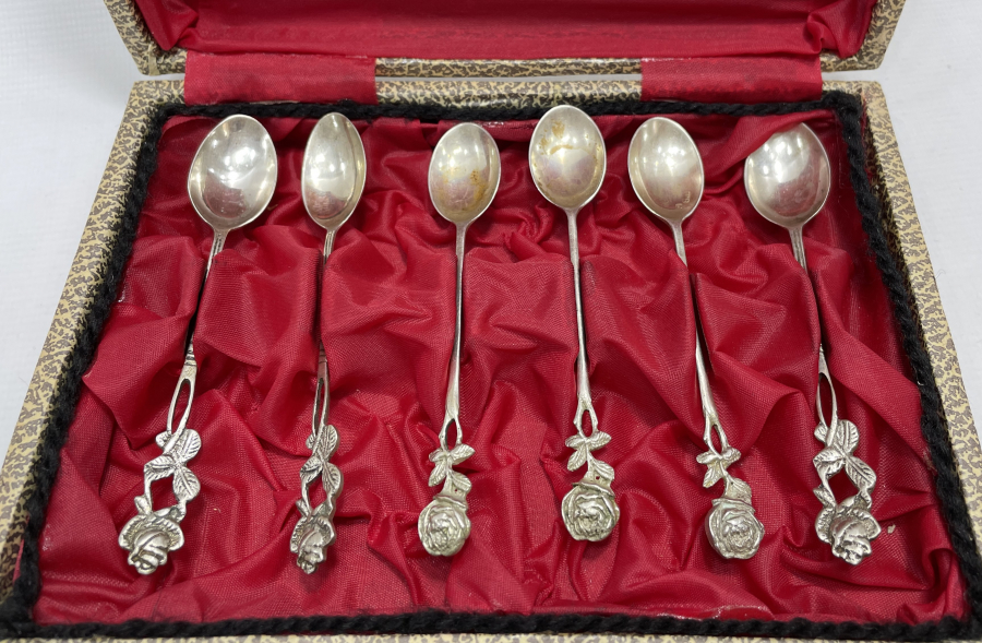 KUTUSUNDA ANTİKA GÜMÜŞ ÇAY KAŞIĞI TAKIMI