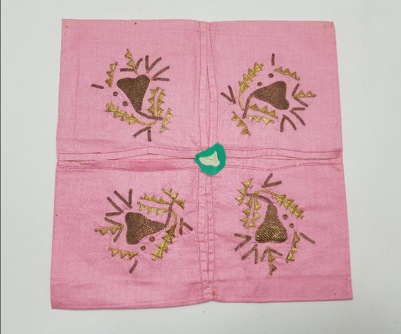 OSMANLI DÖNEMİ ALTIN SIRMA İŞÇİLİKLİ ÇEVRE / ÖRTÜ 