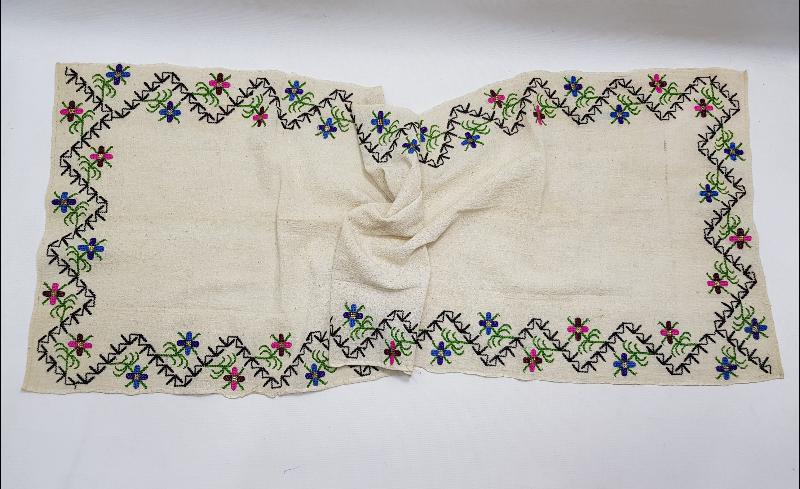 OSMANLI DÖNEMİ EL İŞLEME SEHPA ÖRTÜSÜ 