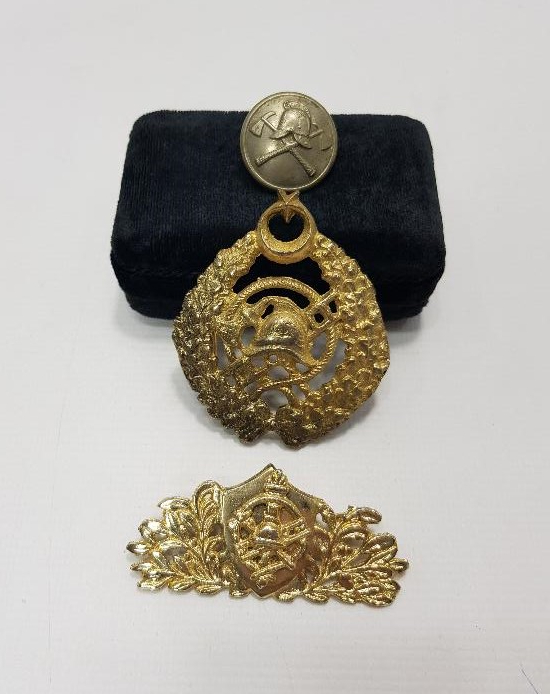 İTFAİYECİ BRÖVE, KOKART VE DÜĞME LOTU 