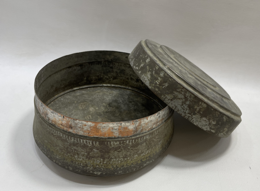 OSMANLI DÖNEMİ NADİR FORMDA KAPAKLI BAKIR PEYNİR KABI