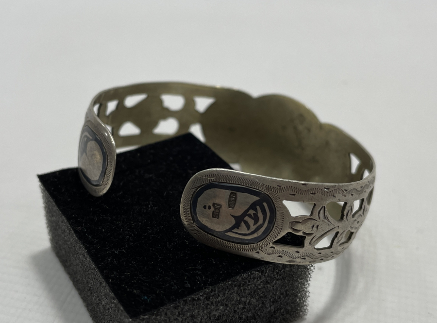 SAVATLI 1920 LERDEN RUS YAPIMI ORAK ÇEKİÇ DAMGALI BİLEKLİK