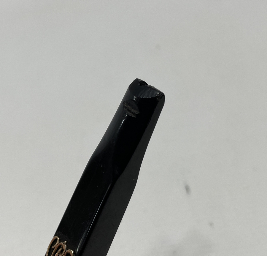 ÜZERİ ALTIN İNSİYALLİ ANTİKA SİGRA AĞIZLIĞI