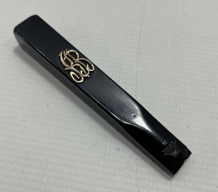 ÜZERİ ALTIN İNSİYALLİ ANTİKA SİGRA AĞIZLIĞI