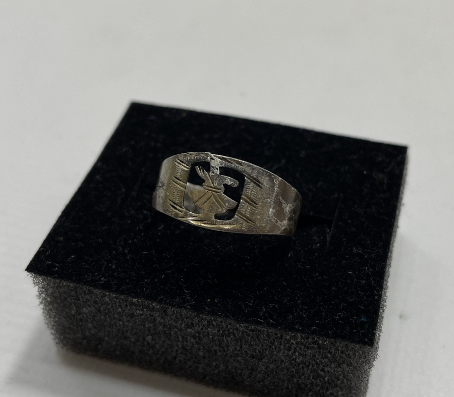 YAN TARAFINDA OSMANLICA CELAL YAZILI MEVLEVİ FORMUNDA GÜMÜŞ YÜZÜK