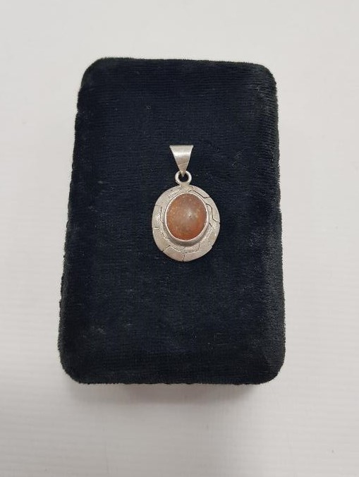 DAMLA KEHRİBARLI GÜMÜŞ KOLYE UCU 