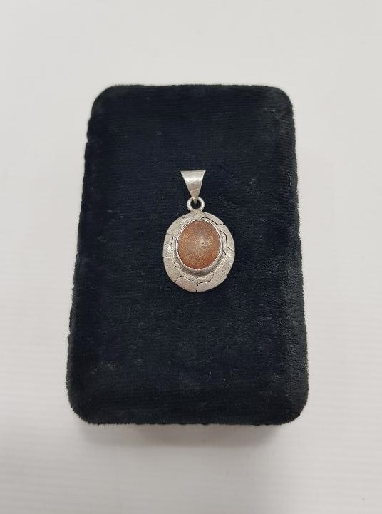 DAMLA KEHRİBARLI GÜMÜŞ KOLYE UCU 