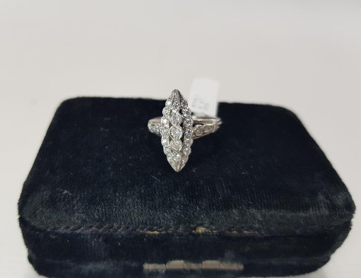 PIRLANTA MEKİK YÜZÜK 