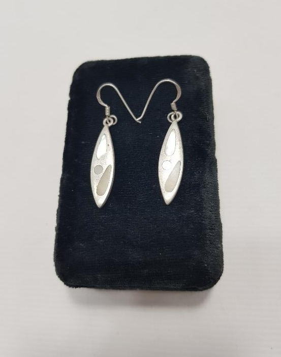 SEDEF İŞLEMELİ GÜMÜŞ KÜPE