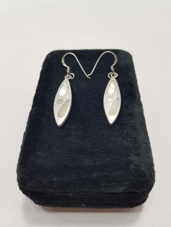 SEDEF İŞLEMELİ GÜMÜŞ KÜPE