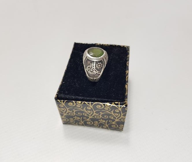 YEŞİM TAŞLI TUĞRALI GÜMÜŞ YÜZÜK 