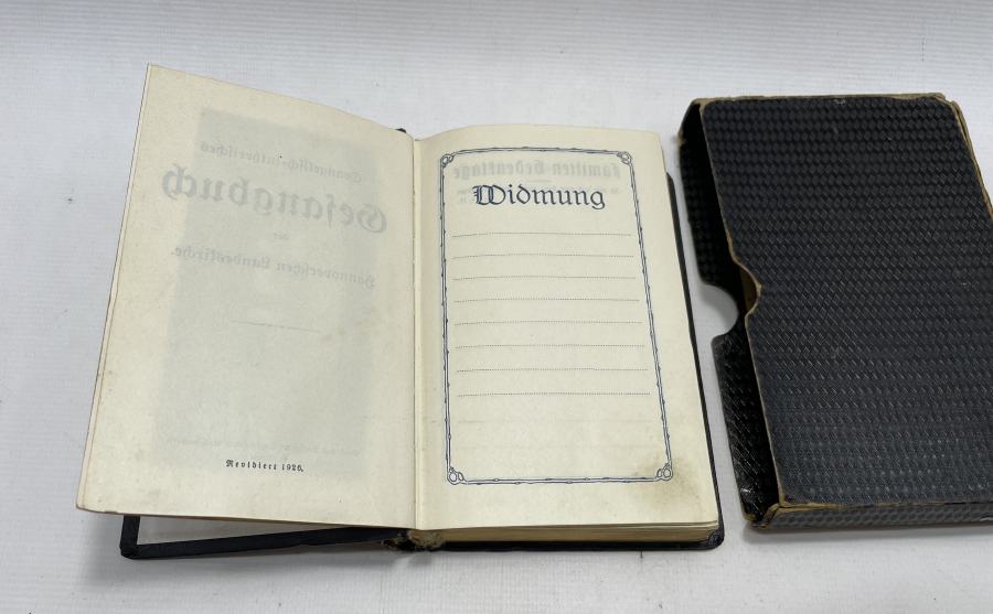 1926 TARİHLİ ALTIN VARAKLI İNCİL