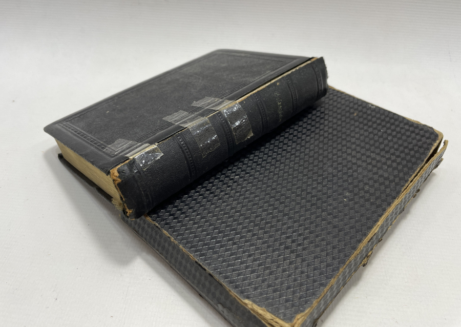 1926 TARİHLİ ALTIN VARAKLI İNCİL