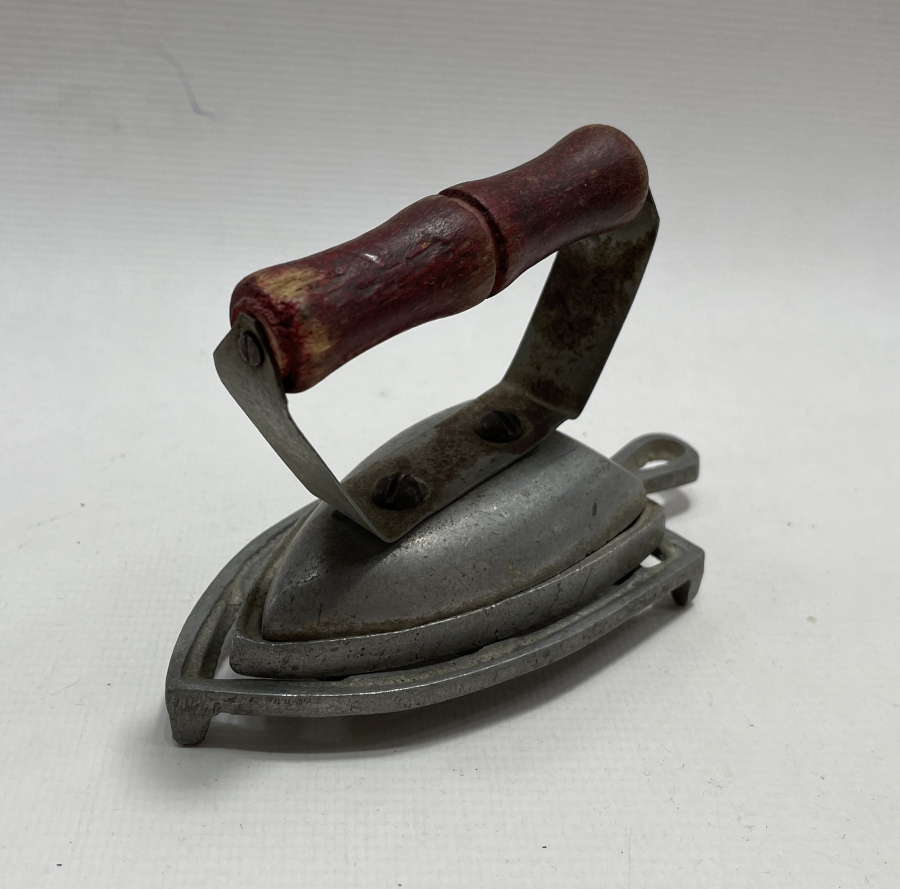 ANTİKA DEKORATİF MİNİ KÖMÜRLÜ ÜTÜ