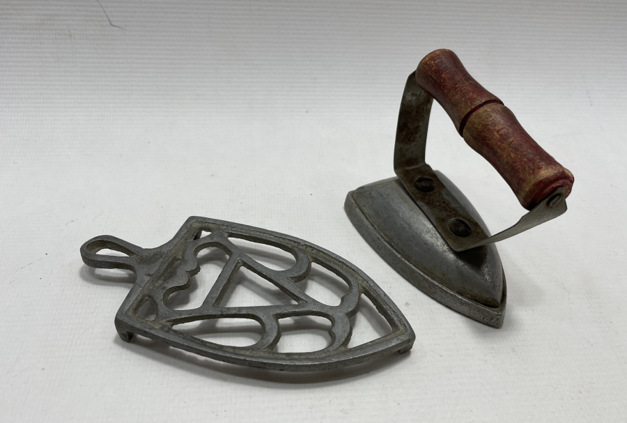 ANTİKA DEKORATİF MİNİ KÖMÜRLÜ ÜTÜ