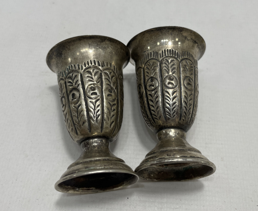 ÜZERİNDE HAYAT AĞAÇLARI BULUNAN GÜMÜŞ ÇİFT ZEMZEMLİK