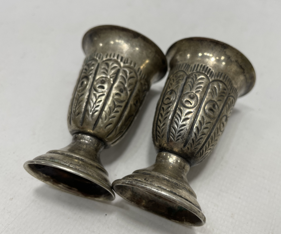 ÜZERİNDE HAYAT AĞAÇLARI BULUNAN GÜMÜŞ ÇİFT ZEMZEMLİK