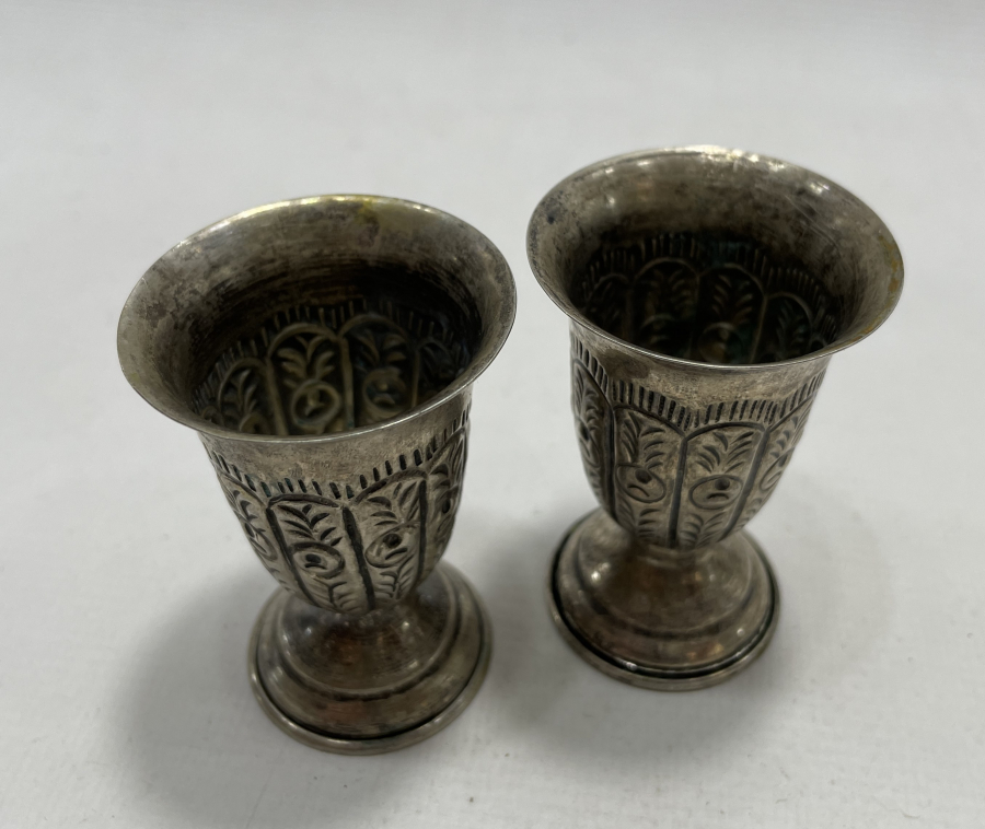 ÜZERİNDE HAYAT AĞAÇLARI BULUNAN GÜMÜŞ ÇİFT ZEMZEMLİK