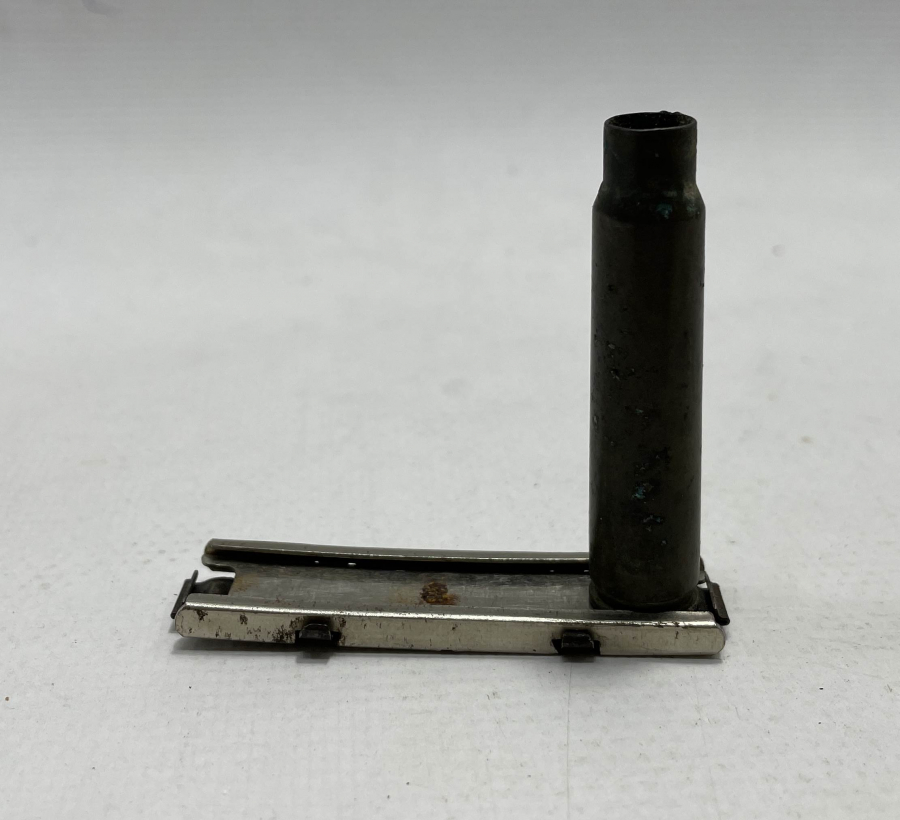 1. DÜNYA SAVAŞI DÖNEMİ ŞARJÖR VE 1 ADET MAVZER MERMİSİ KOVANI