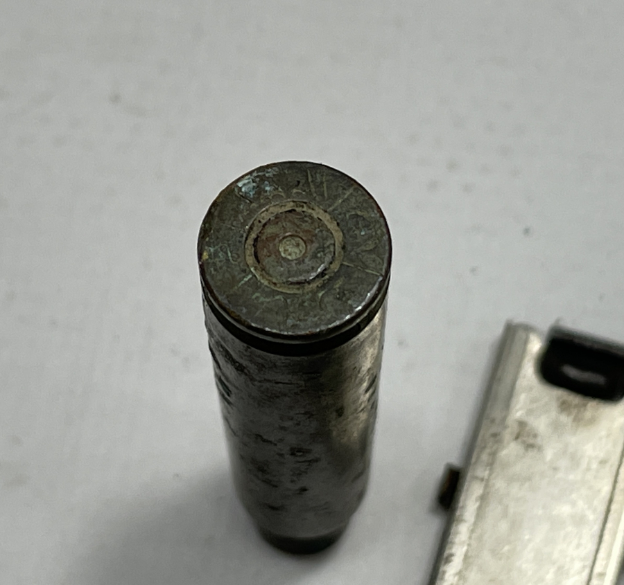 1. DÜNYA SAVAŞI DÖNEMİ ŞARJÖR VE 1 ADET MAVZER MERMİSİ KOVANI