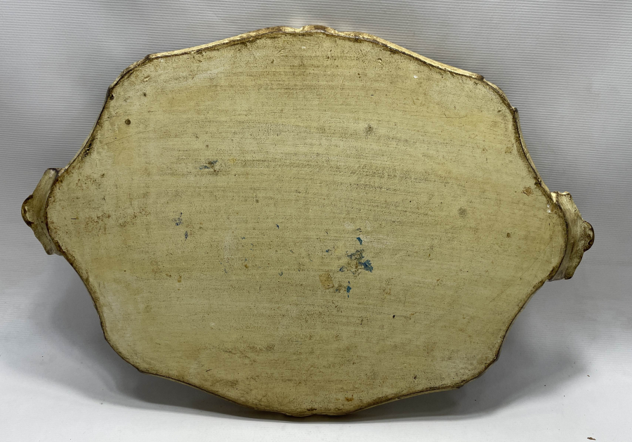 1900 BAŞLARI AHŞAP ÜZERİ TAMAMI EL BOYAMA ANTİKA TEPSİ