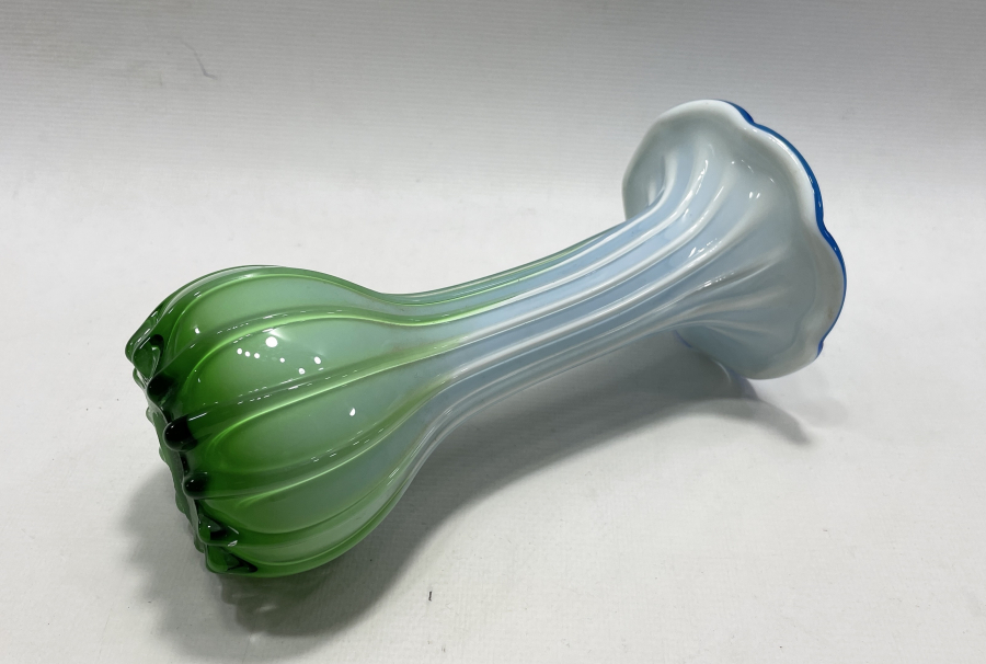 1900 BAŞLARI MURANO KOPARMA CAM VAZO