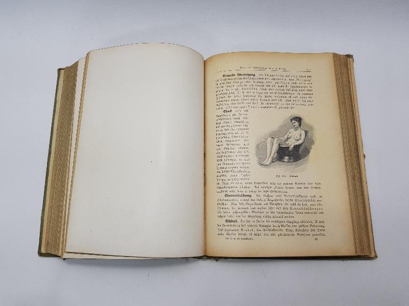 1913 TARİHLİ ALMANCA TIP KİTABI: DIE FRAU ALS HAUSAERZTIN 
