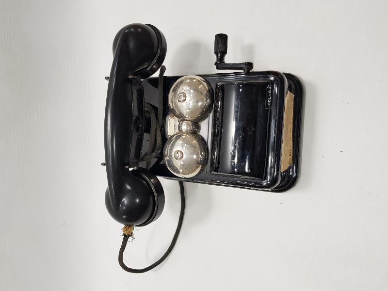 ANTİKA ÇEVİRMELİ TELEFON 