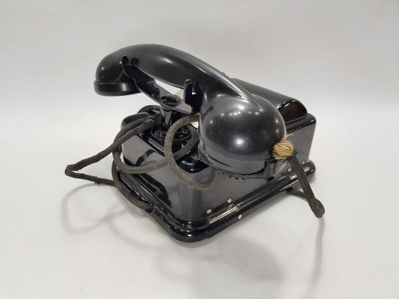 ANTİKA ÇEVİRMELİ TELEFON 