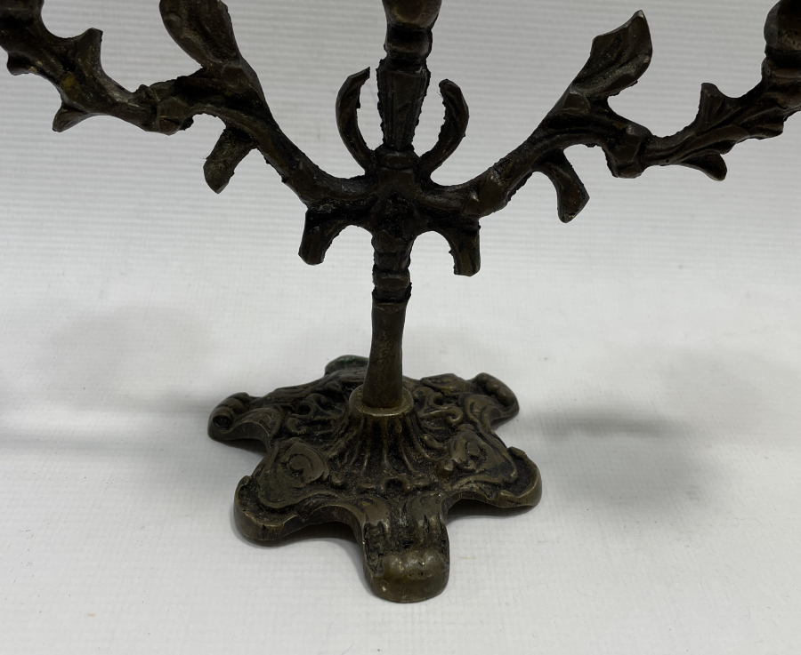 ANTİKA ÜÇLÜ ŞAMDAN