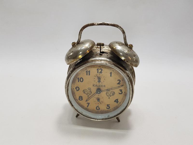 KAISER MARKA HOROZLU MASA SAATİ 