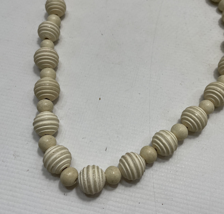 LÜLE TAŞINDAN MAMUL ANTİKA GERDANLIK