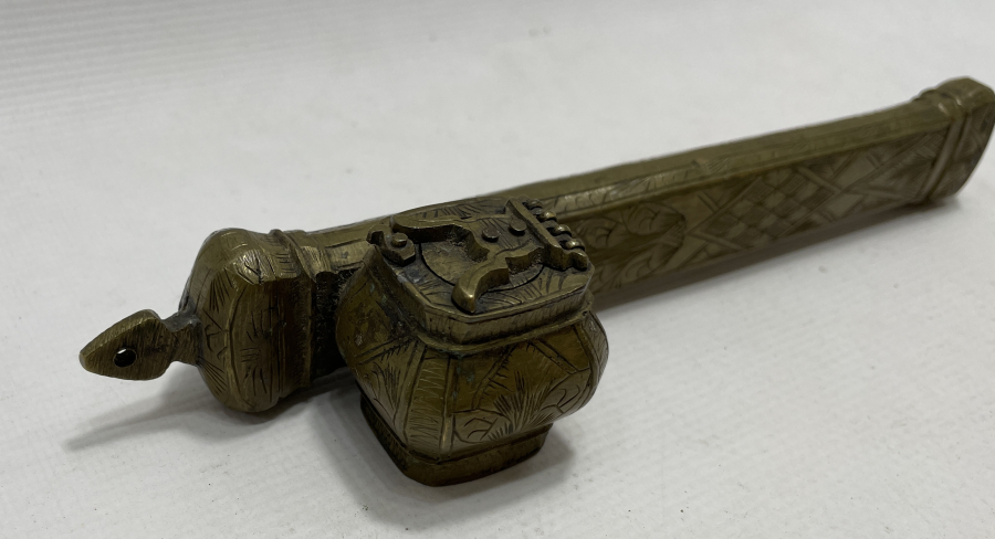 OSMANLI DÖNEM NADİR FORMDA KALEM İŞÇİLİKLİ HATTAT İŞİ DİVİTLİK