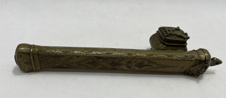 OSMANLI DÖNEM NADİR FORMDA KALEM İŞÇİLİKLİ HATTAT İŞİ DİVİTLİK