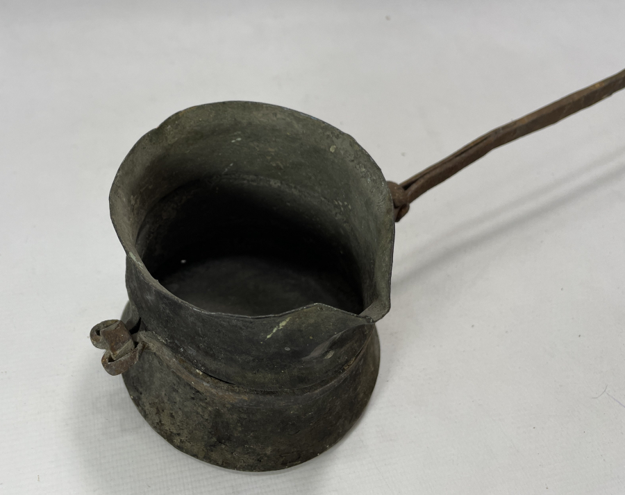 OSMANLI DÖNEMİ NADİR FORMDA KAHVECİ İŞİ CEZVE