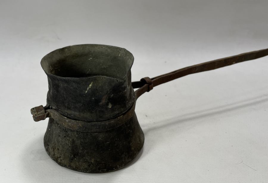 OSMANLI DÖNEMİ NADİR FORMDA KAHVECİ İŞİ CEZVE