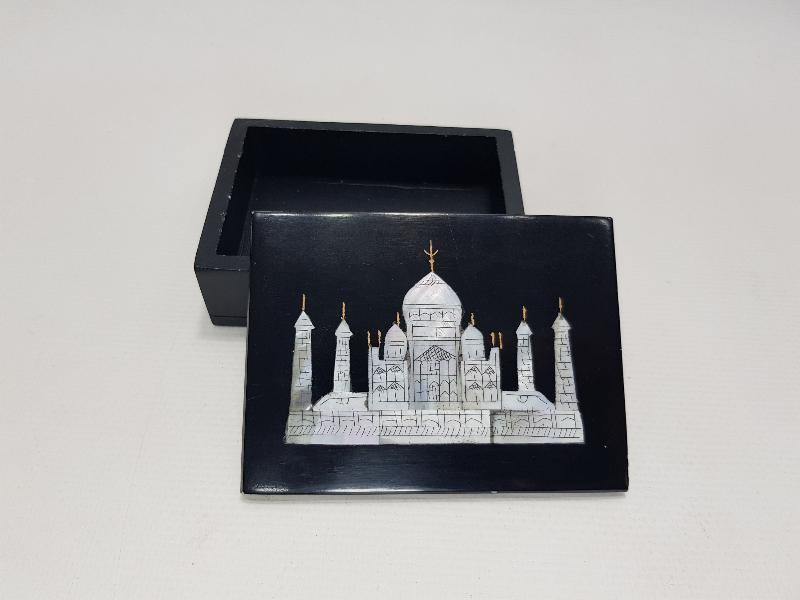 SEDEF İŞLEMELİ TAC MAHAL GÖRSELLİ KUTU 