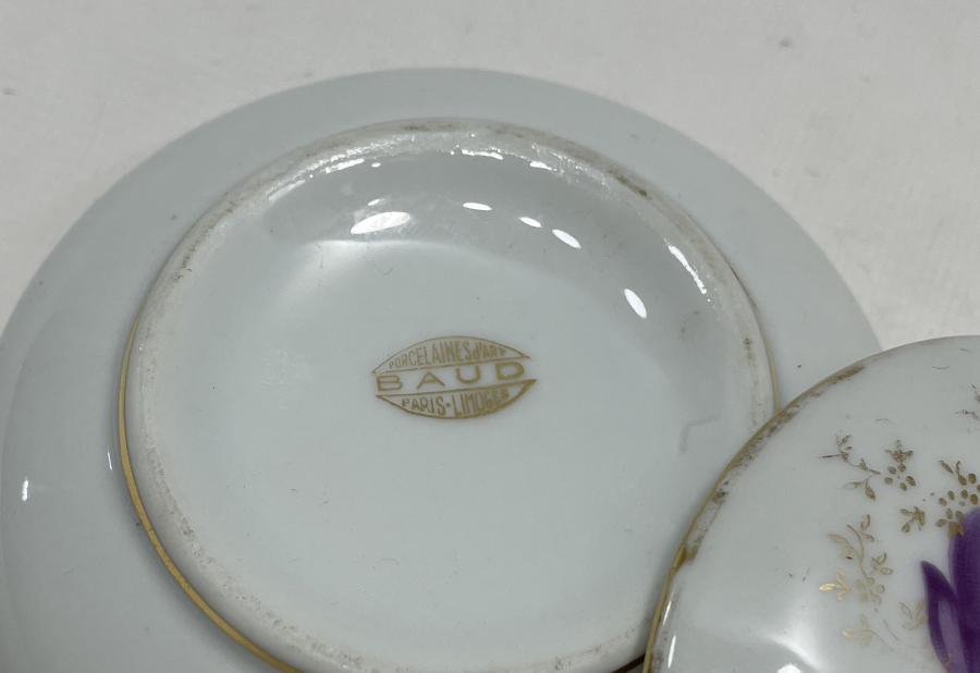 TAMAMI EL BOYAMA PORSELEN LİMOGES KAPAKLI KUTU