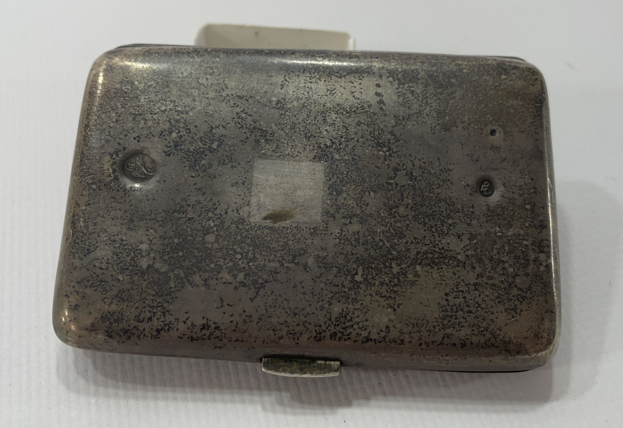 ÜZERİNDE OSMANLI DEVLET ARMASI BULUNAN TUĞRALI VE SAH DAMGALI GÜMÜŞ SİGARA TABAKASI