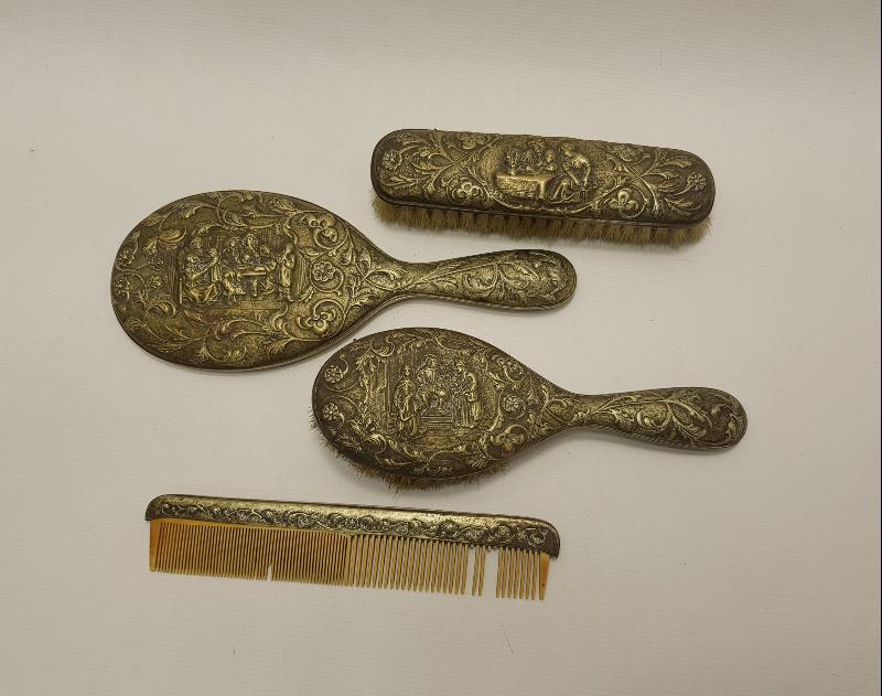 1920'LERDEN ÜZERİ KABARTMA İŞÇİLİKLİ BAKIM SETİ 